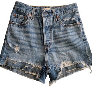 Levis Ribcage button fly cut off denim shorts sz 26. hot pants premium med wash